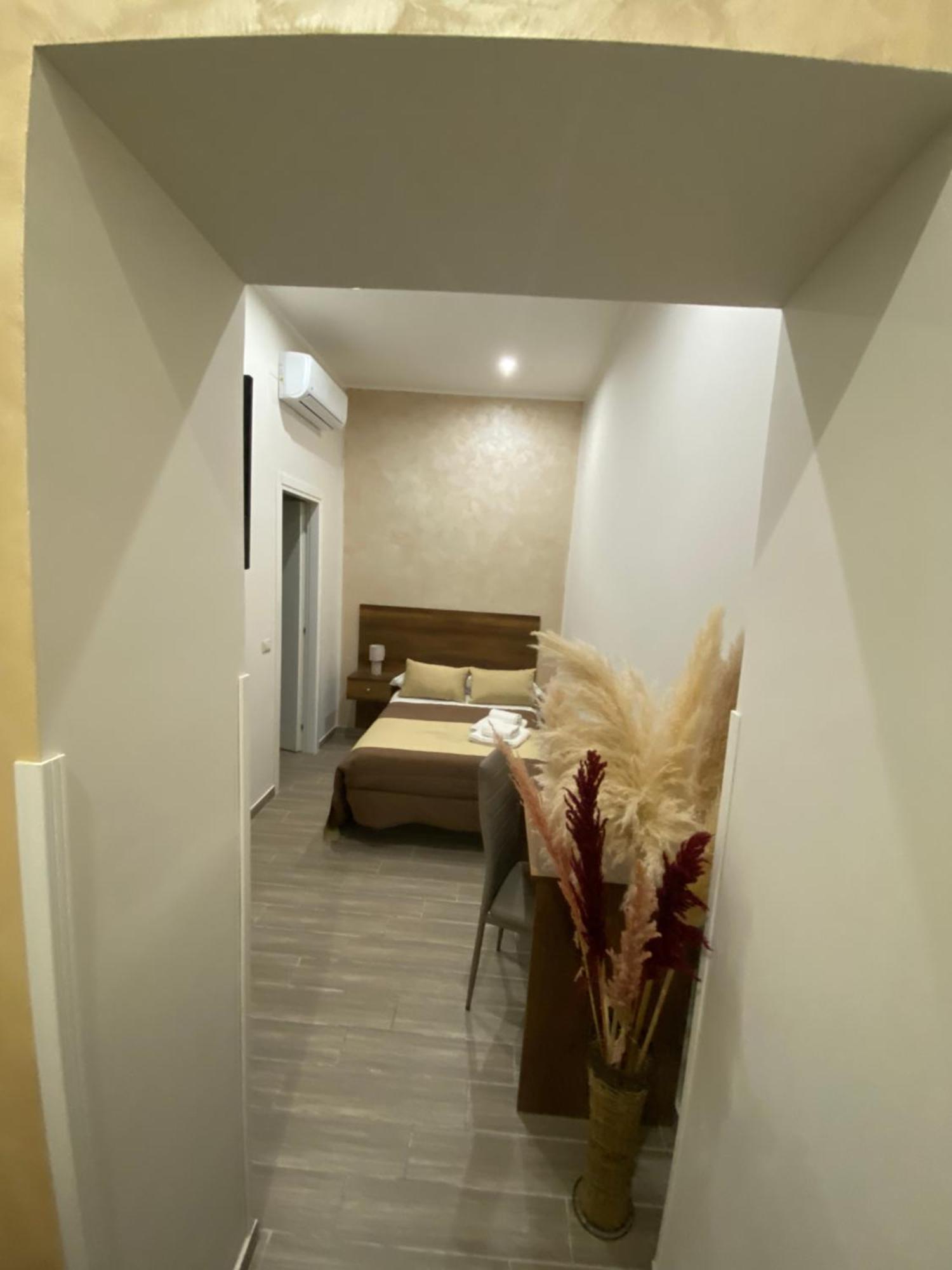 ナポリ La Dimora Dei Borboni Bed & Breakfast エクステリア 写真