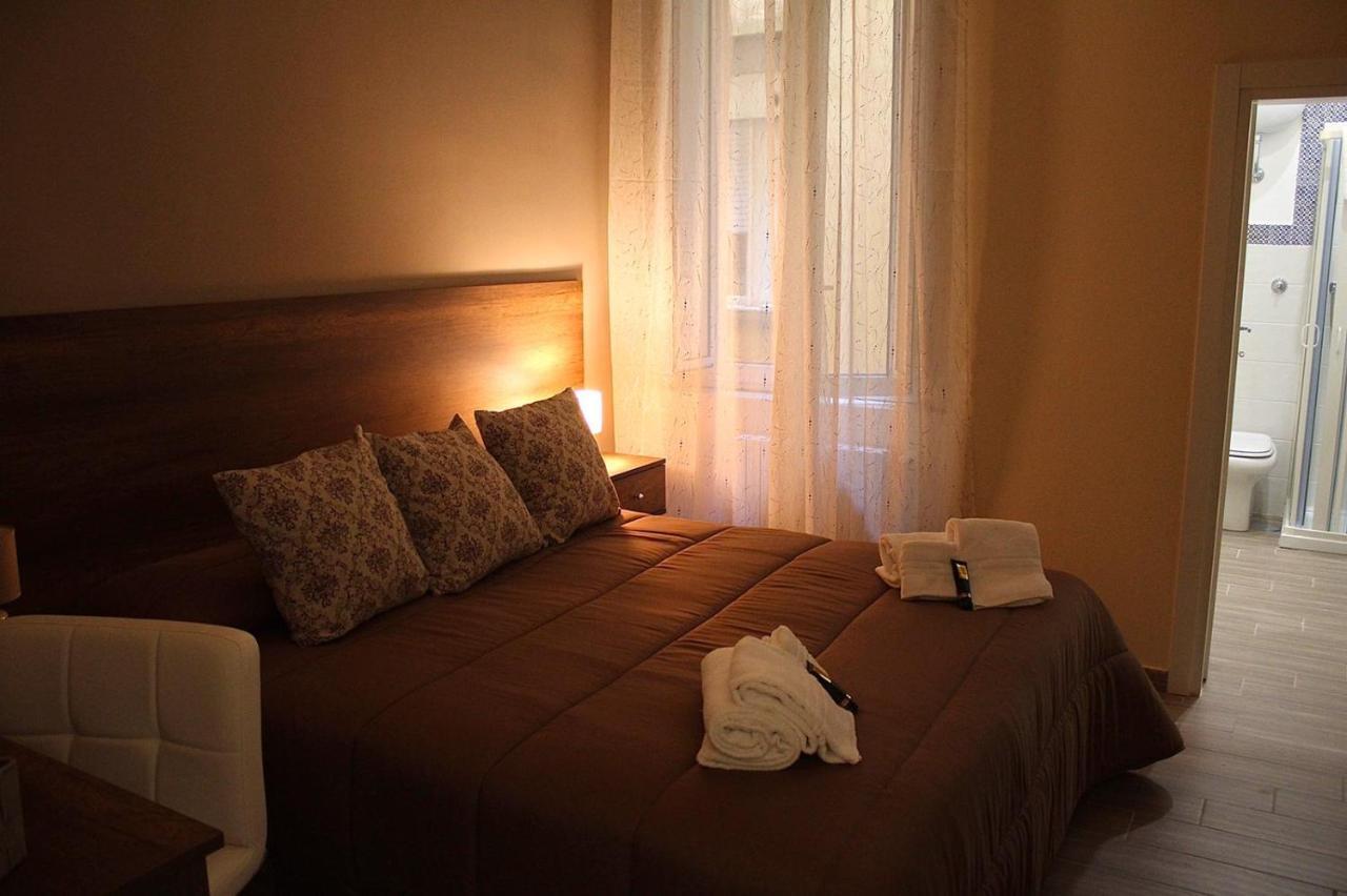 ナポリ La Dimora Dei Borboni Bed & Breakfast エクステリア 写真