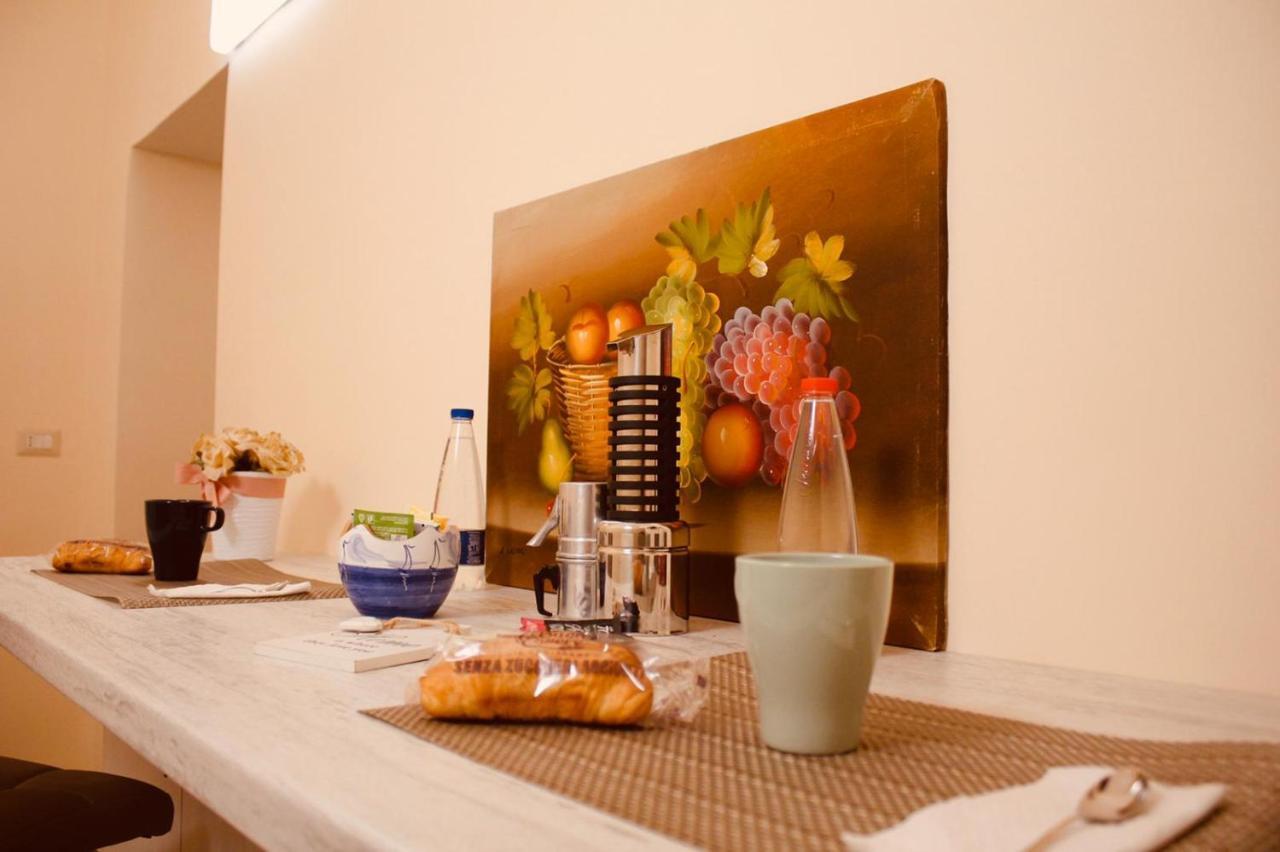 ナポリ La Dimora Dei Borboni Bed & Breakfast エクステリア 写真