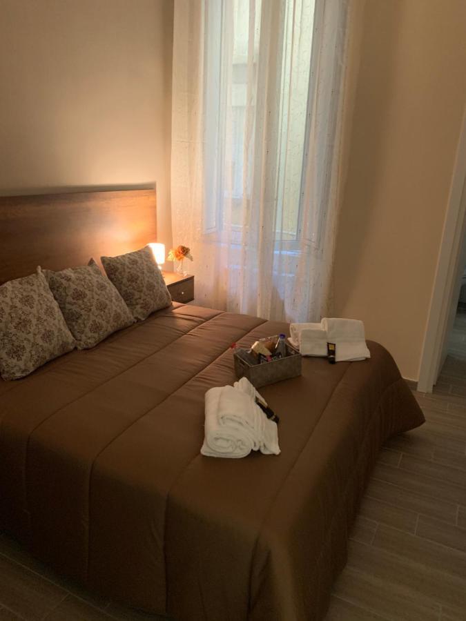 ナポリ La Dimora Dei Borboni Bed & Breakfast エクステリア 写真