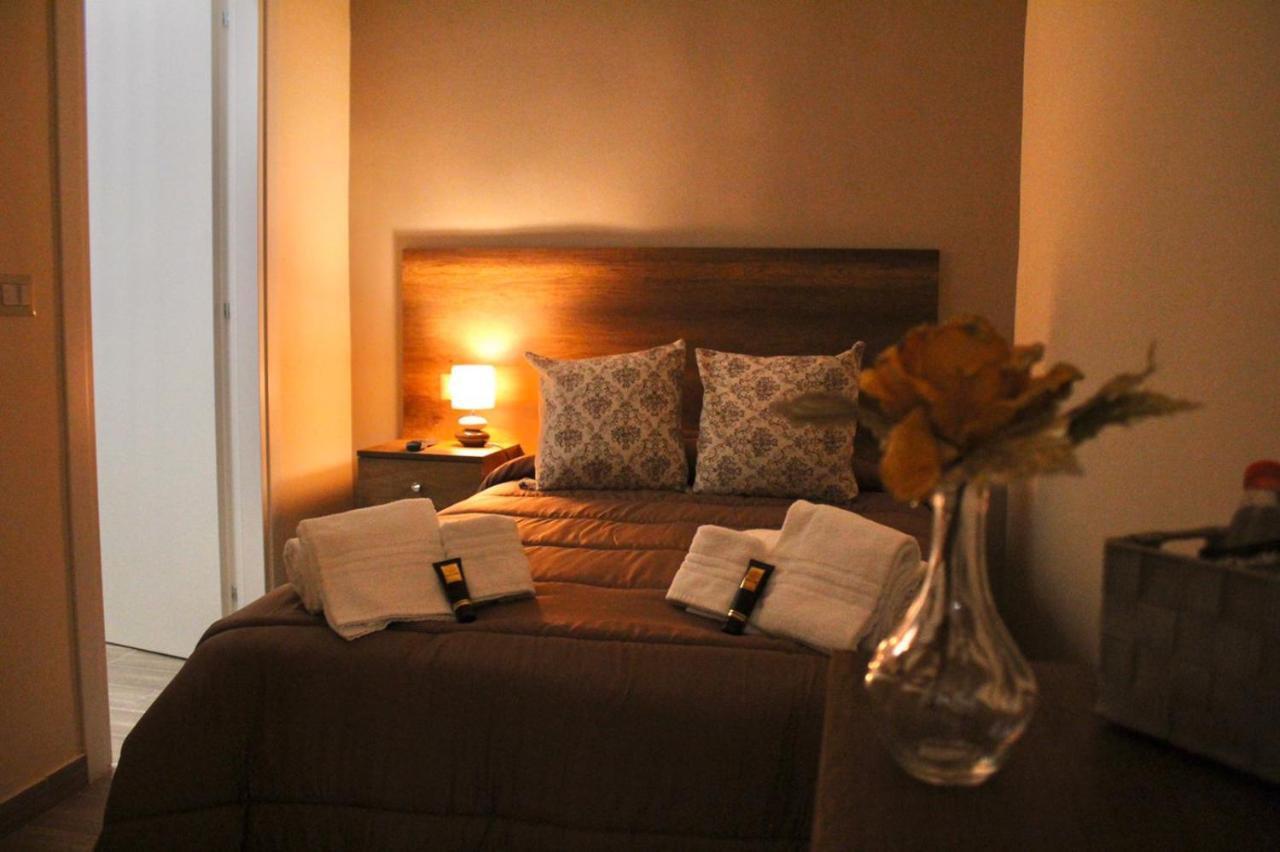 ナポリ La Dimora Dei Borboni Bed & Breakfast エクステリア 写真